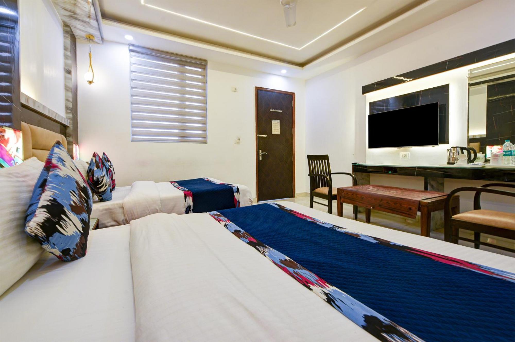 Hotel Shri Vinayak In City Centre At New Delhi Railway Station-By Rcg Hotels Exterior foto